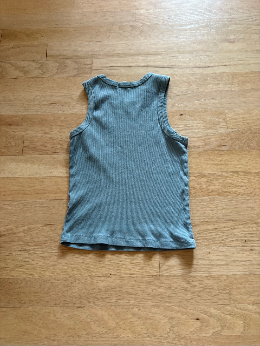 Aero Ribbed Tank Top - Picture 2 of 2